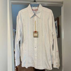 Robert Graham men’s dress shirt.